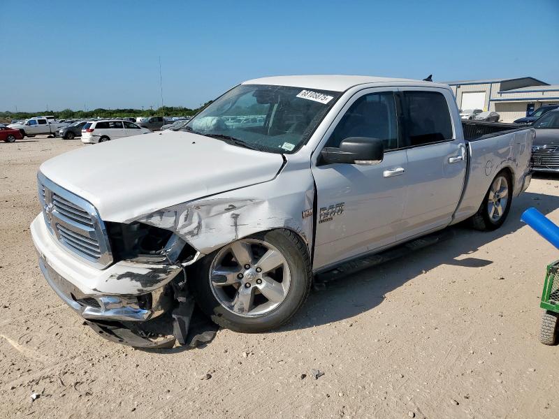 2019 RAM 1500 CLASSIC SLT, 