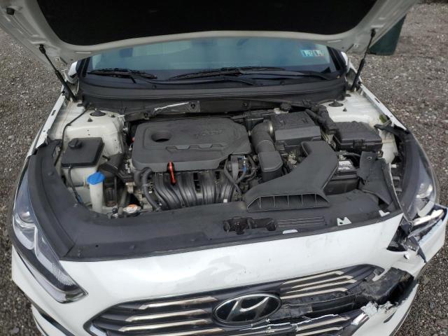 5NPE24AF9JH705748 - 2018 HYUNDAI SONATA SE 白色 照片 11