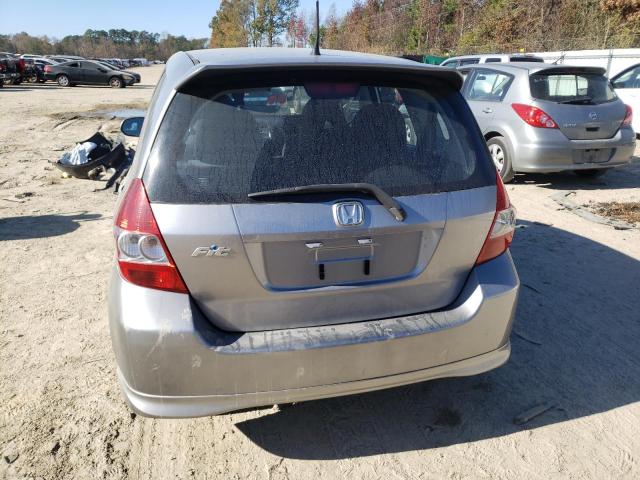 JHMGD38687S062837 - 2007 HONDA FIT S GRAY photo 6