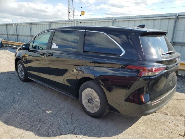 5TDKRKECXRS200200 - 2024 TOYOTA SIENNA LE BLACK photo 2