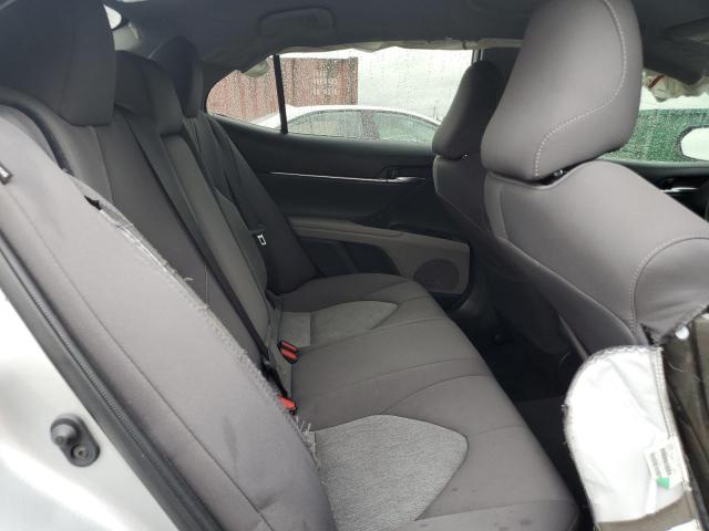 4T1C11AK2PU137746 - 2023 TOYOTA CAMRY LE SILVER photo 10