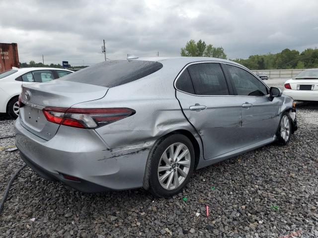 4T1C11AK2PU137746 - 2023 TOYOTA CAMRY LE SILVER photo 3