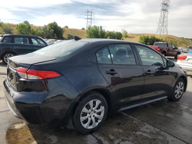 5YFEPRAE4LP103500 - 2020 TOYOTA COROLLA LE შავი ფოტო 3