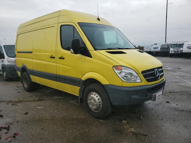 WD3PF3CC5C5626956 - 2012 MERCEDES-BENZ SPRINTER 3500 YELLOW photo 4