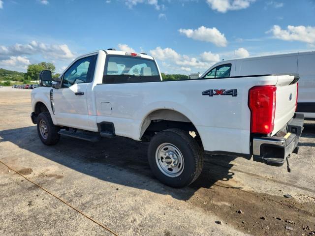 1FTBF2BA5PEC28355 - 2023 FORD F250 SUPER DUTY WHITE photo 2