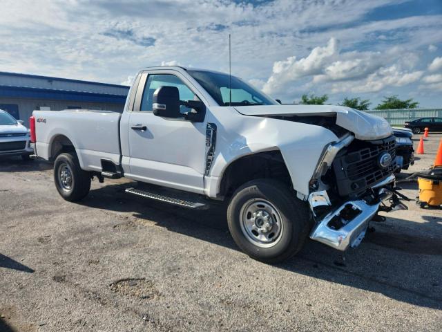 1FTBF2BA5PEC28355 - 2023 FORD F250 SUPER DUTY WHITE photo 4