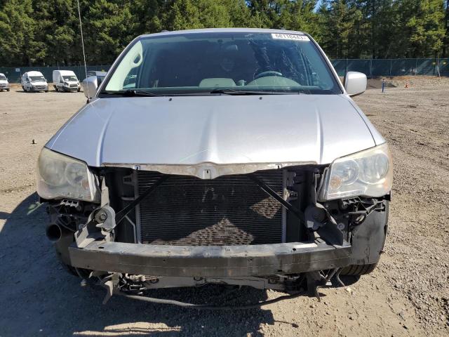 2A4RR5D16AR309051 - 2010 CHRYSLER TOWN & COU TOURING 银色 照片 5