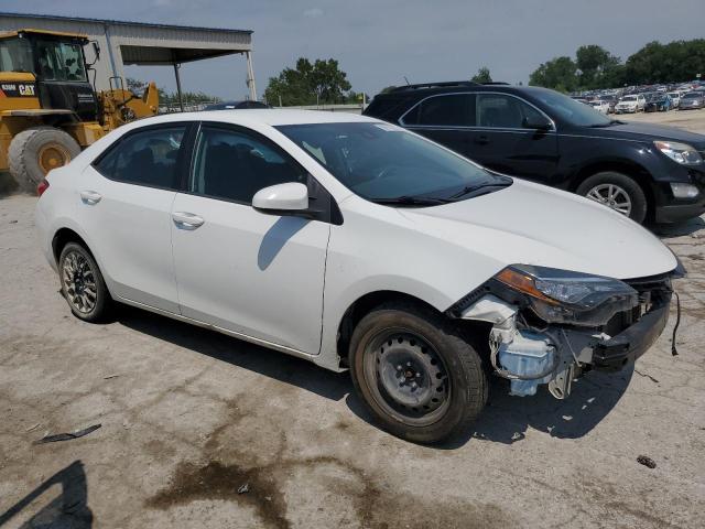 5YFBURHE6HP584312 - 2017 TOYOTA COROLLA L 白色 照片 4