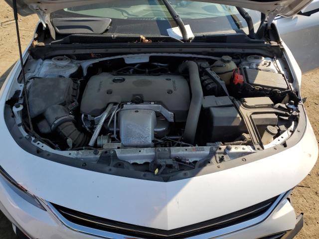 1G1ZE5SX8JF120328 - 2018 CHEVROLET MALIBU PREMIER WHITE photo 11