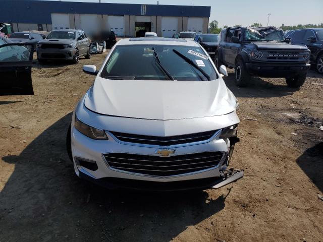 1G1ZE5SX8JF120328 - 2018 CHEVROLET MALIBU PREMIER WHITE photo 5