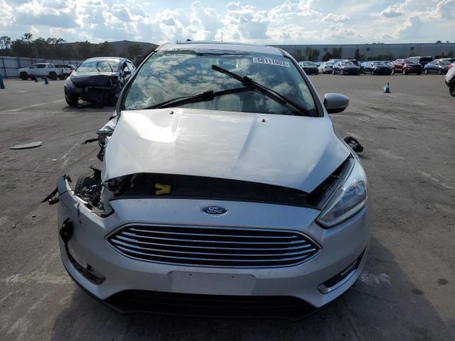 1FADP3N27JL249684 - 2018 FORD FOCUS TITANIUM SILVER photo 5