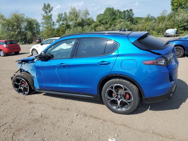 ZASPAKBN5R7D71800 - 2024 ALFA ROMEO STELVIO TI BLUE photo 2