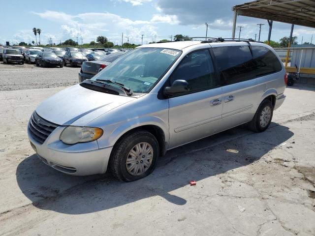 2C4GP44R45R166562 - 2005 CHRYSLER TOWN & COU LX SILVER photo 1