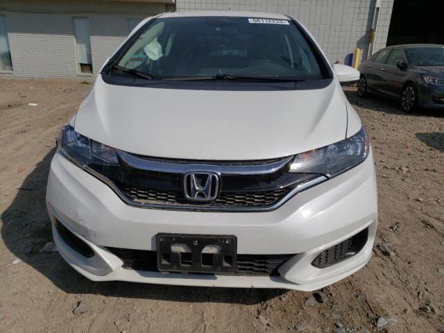 3HGGK5H43KM717975 - 2019 HONDA FIT LX WHITE photo 5