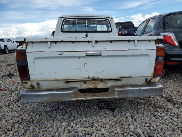 JT4RN38DXD0086795 - 1983 TOYOTA PICKUP RN38 WHITE photo 6