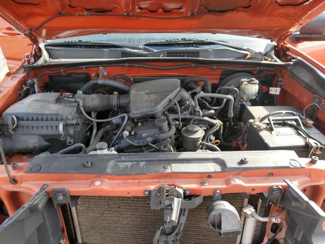 5TFAX5GN8GX068434 - 2016 TOYOTA TACOMA DOUBLE CAB ORANGE photo 11