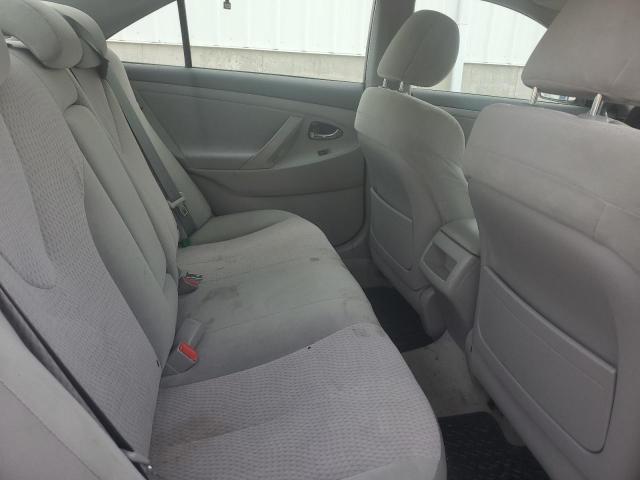 4T1BF3EK5AU104962 - 2010 TOYOTA CAMRY BASE GRAY photo 10