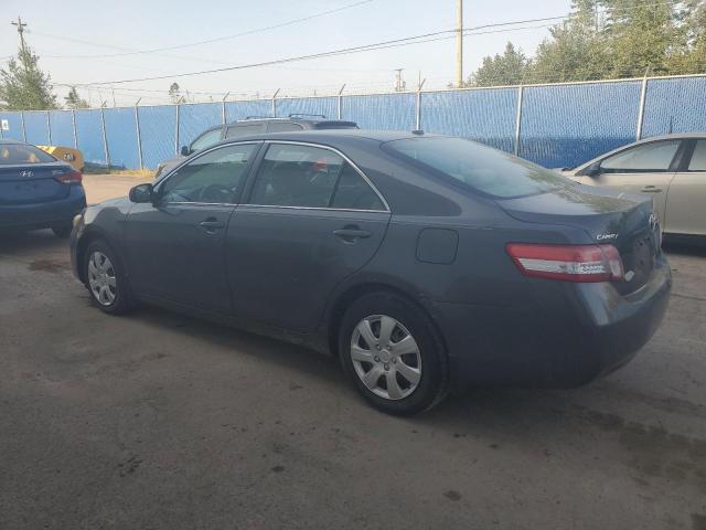 4T1BF3EK5AU104962 - 2010 TOYOTA CAMRY BASE GRAY photo 2
