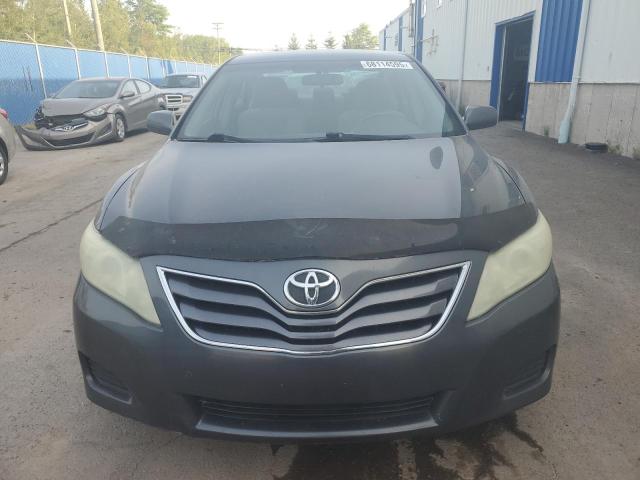 4T1BF3EK5AU104962 - 2010 TOYOTA CAMRY BASE GRAY photo 5