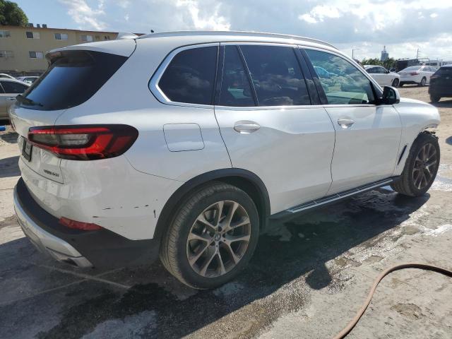 5UXCR4C00P9N50681 - 2023 BMW X5 SDRIVE 40I WHITE photo 3