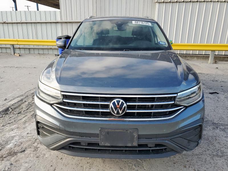 3VV3B7AX0NM157285 - 2022 VOLKSWAGEN TIGUAN SE GRAY photo 5