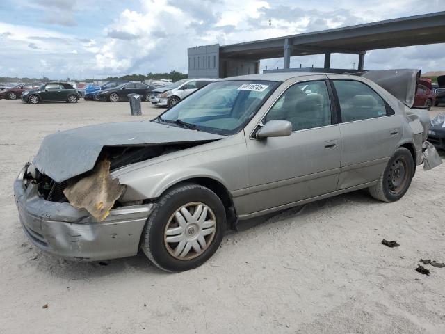 2000 TOYOTA CAMRY LE, 