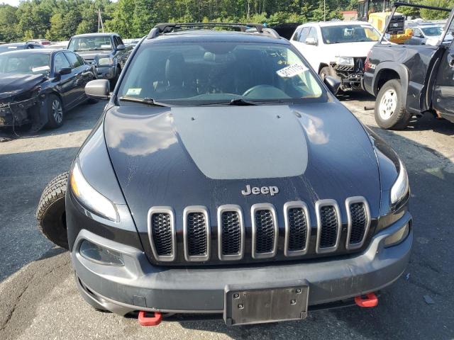 1C4PJMBS9GW156367 - 2016 JEEP CHEROKEE TRAILHAWK BLACK photo 5