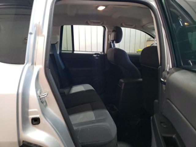 1J4NT1FA8BD285393 - 2011 JEEP COMPASS SPORT SILVER photo 11