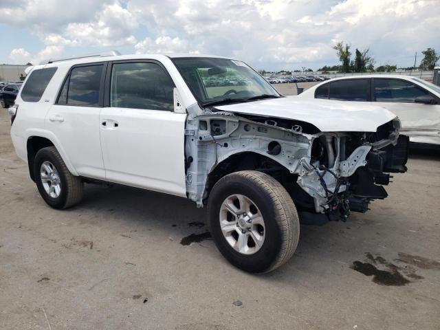 JTEBU5JR8J5532457 - 2018 TOYOTA 4RUNNER SR5/SR5 PREMIUM 白色 照片 4