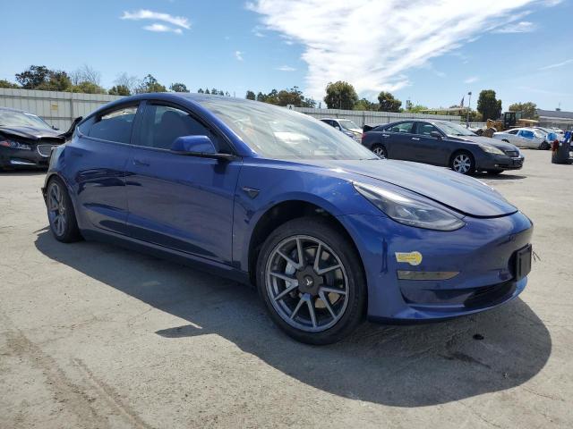 5YJ3E1EA2NF307281 - 2022 TESLA MODEL 3 Azul foto 4