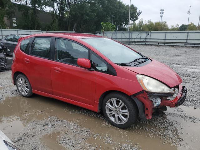 JHMGE8H67AS002422 - 2010 HONDA FIT SPORT RED photo 4