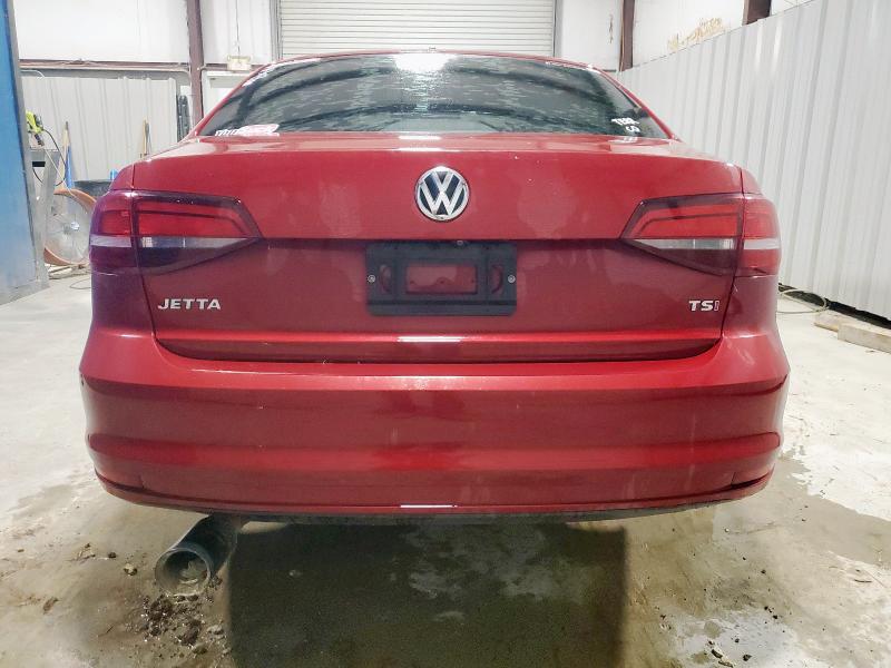 3VW2B7AJ7JM262015 - 2018 VOLKSWAGEN JETTA S أحمر صورة 6