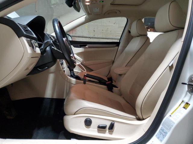 1VWGT7A36HC059441 - 2017 VOLKSWAGEN PASSAT SE أبيض صورة 7