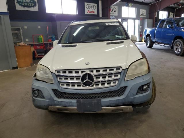 4JGBB8GB4BA654680 - 2011 MERCEDES-BENZ ML 350 4MATIC WHITE photo 5