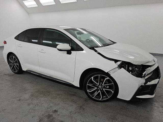 5YFS4RCE5LP034065 - 2020 TOYOTA COROLLA SE 白色 照片 4