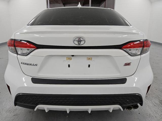 5YFS4RCE5LP034065 - 2020 TOYOTA COROLLA SE 白色 照片 6