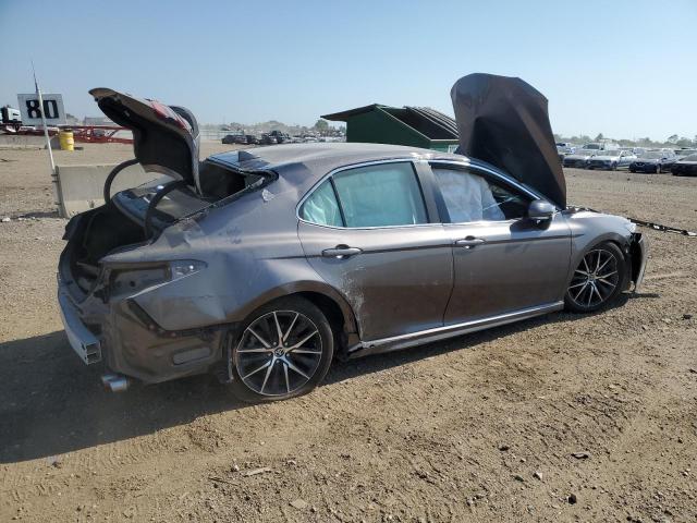 4T1G11AK6PU826786 - 2023 TOYOTA CAMRY SE NIGHT SHADE GRAY photo 3