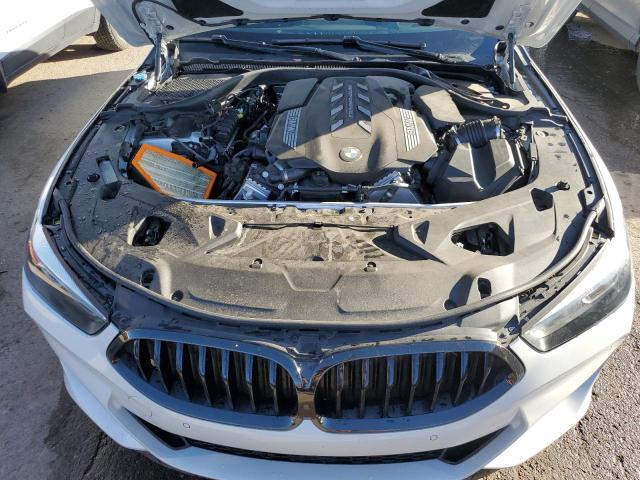 WBAGV8C07MCF61729 - 2021 BMW M850XI SILVER photo 11