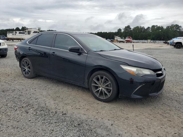 4T1BF1FK9HU340270 - 2017 TOYOTA CAMRY LE BLACK photo 4