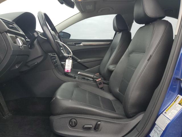 1VWGT7A33HC051393 - 2017 VOLKSWAGEN PASSAT SE 蓝色 照片 7