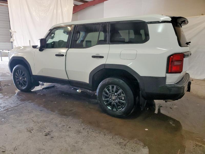 JTEABFAJ6RK004317 - 2024 TOYOTA LAND CRUIS BASE Biały zdjęcie 2