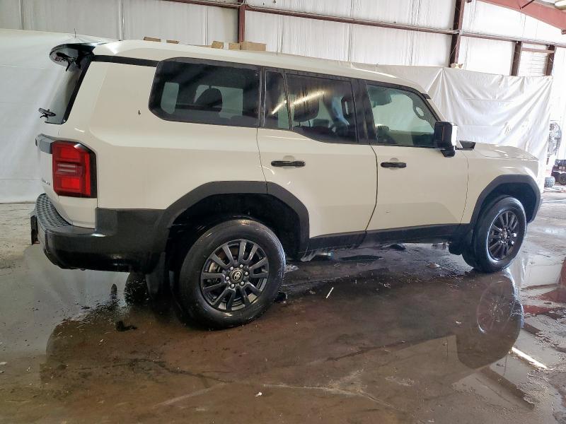 JTEABFAJ6RK004317 - 2024 TOYOTA LAND CRUIS BASE Biały zdjęcie 3