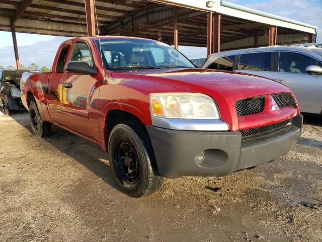 1Z7HC22K66S563172 - 2006 MITSUBISHI RAIDER LS RED photo 4