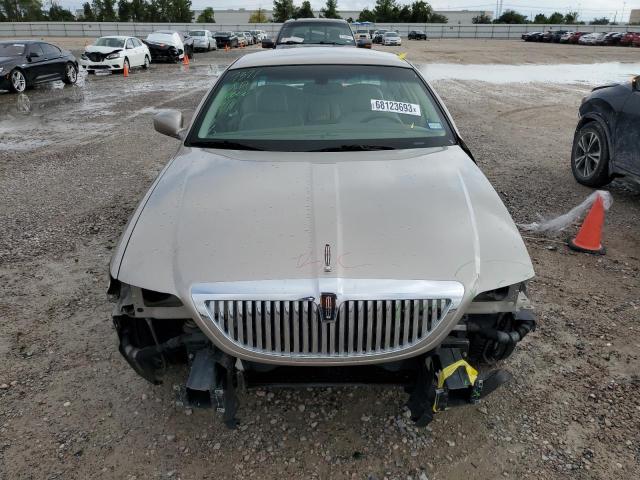 1LNHM81W63Y602976 - 2003 LINCOLN TOWN CAR EXECUTIVE BEIGE photo 5