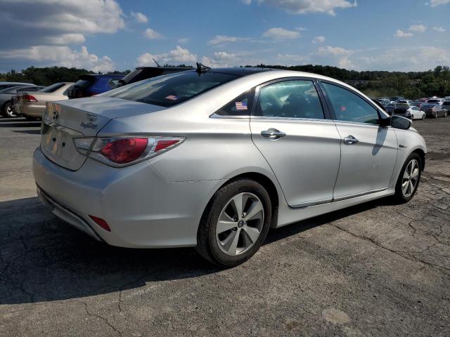 KMHEC4A40BA018254 - 2011 HYUNDAI SONATA HYBRID SILVER photo 3