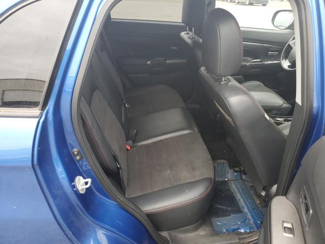 JA4AR3AW8JZ035441 - 2018 MITSUBISHI OUTLANDER ES BLUE photo 10