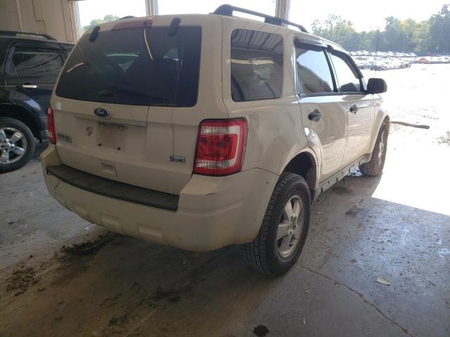 1FMCU0DG3CKA03228 - 2012 FORD ESCAPE XLT WHITE photo 3