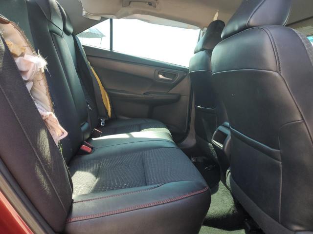 4T1BF1FK0HU762492 - 2017 TOYOTA CAMRY LE RED photo 10