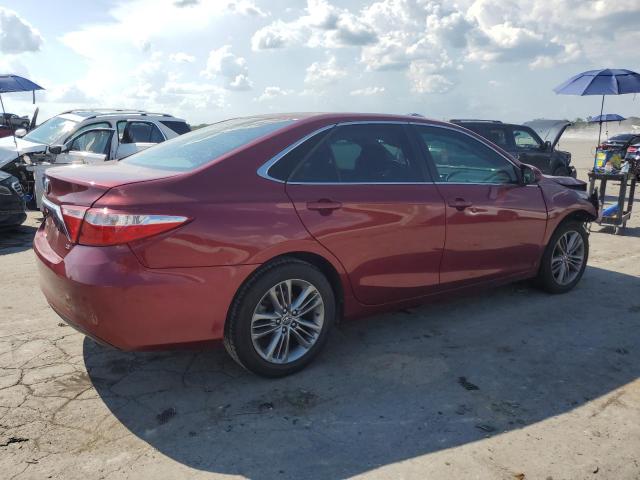 4T1BF1FK0HU762492 - 2017 TOYOTA CAMRY LE RED photo 3