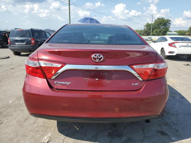4T1BF1FK0HU762492 - 2017 TOYOTA CAMRY LE RED photo 6